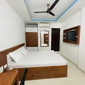 Zam Zam Residency Cheruppulasseri